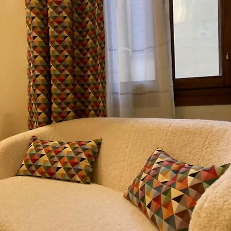 Vegri 11 Apartment *